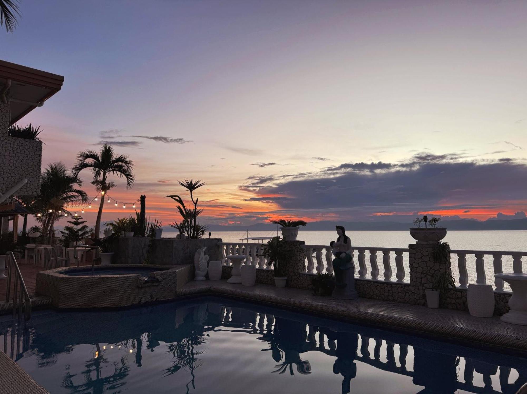 Sunset Beach Resort Моалбоал Екстериор снимка